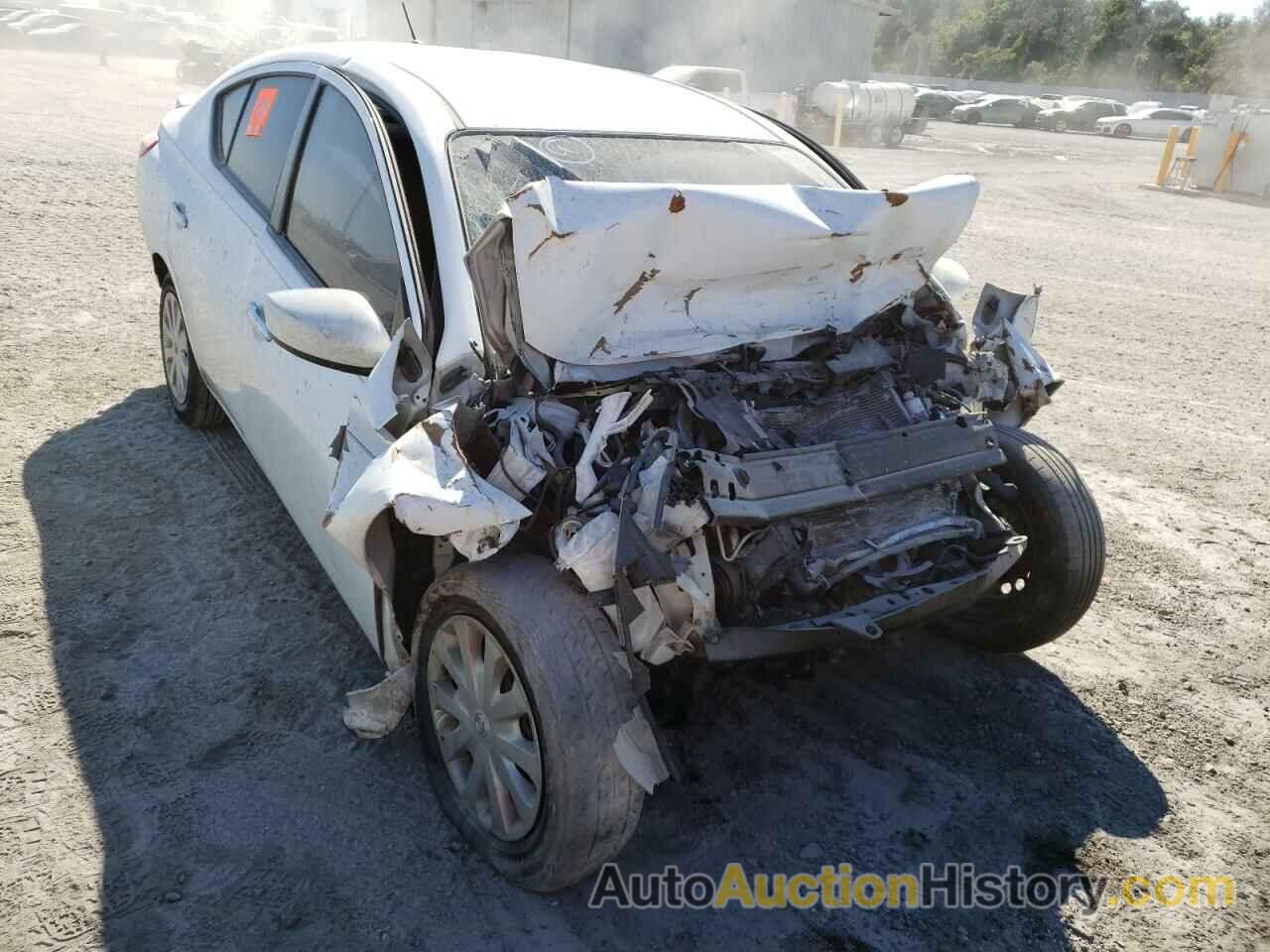 2017 NISSAN VERSA S, 3N1CN7AP7HK472156