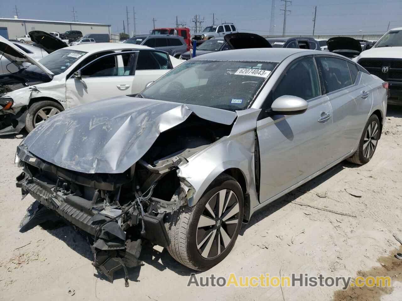 2022 NISSAN ALTIMA SV, 1N4BL4DV0NN313210