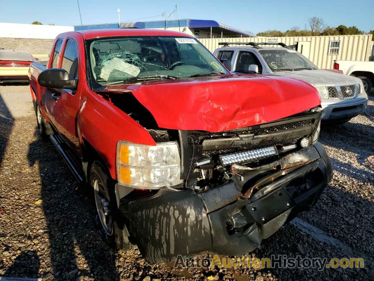 2013 CHEVROLET SILVERADO C1500, 1GCRCPE02DZ286189