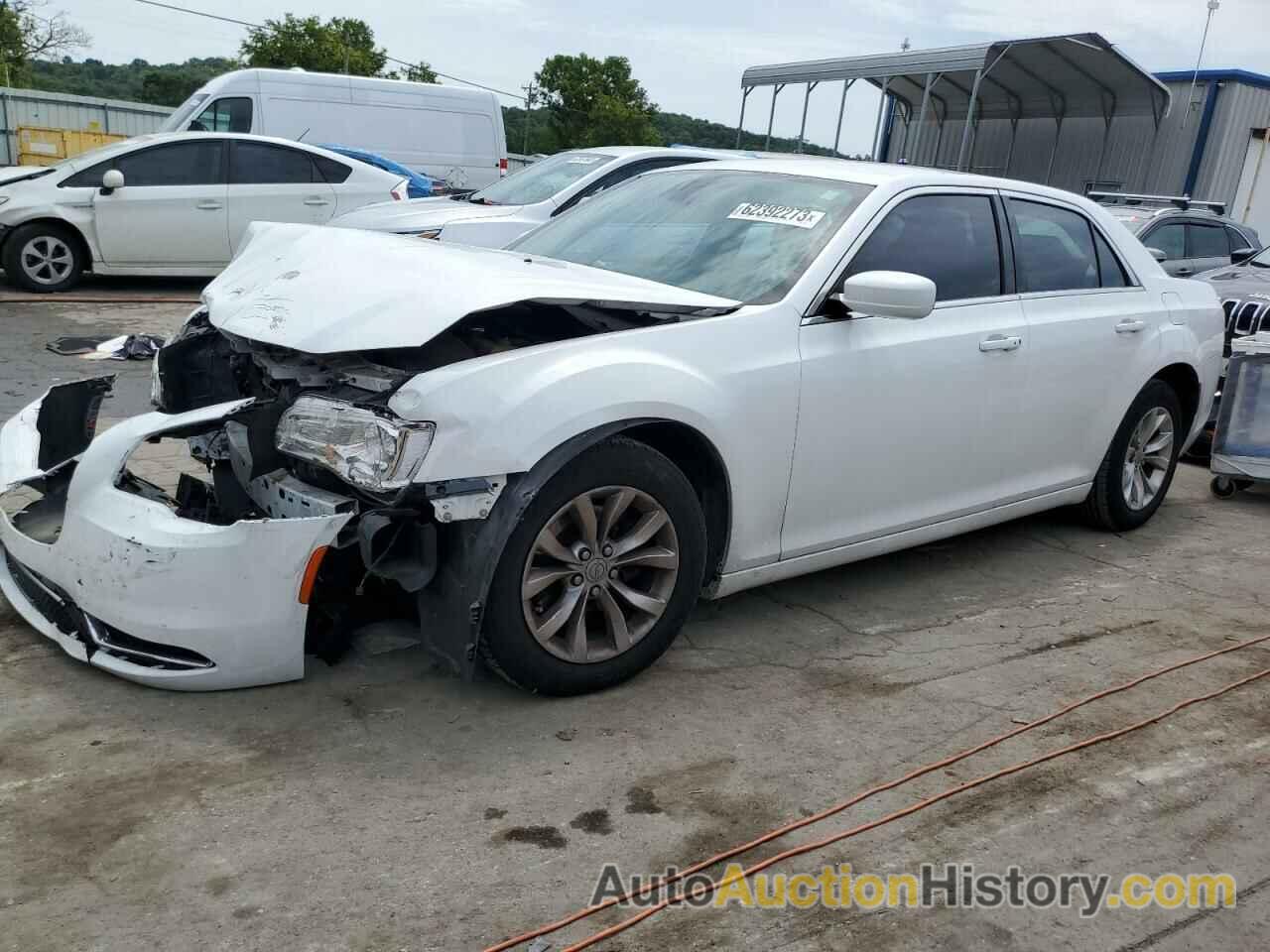 2015 CHRYSLER 300 LIMITED, 2C3CCAAG6FH742918