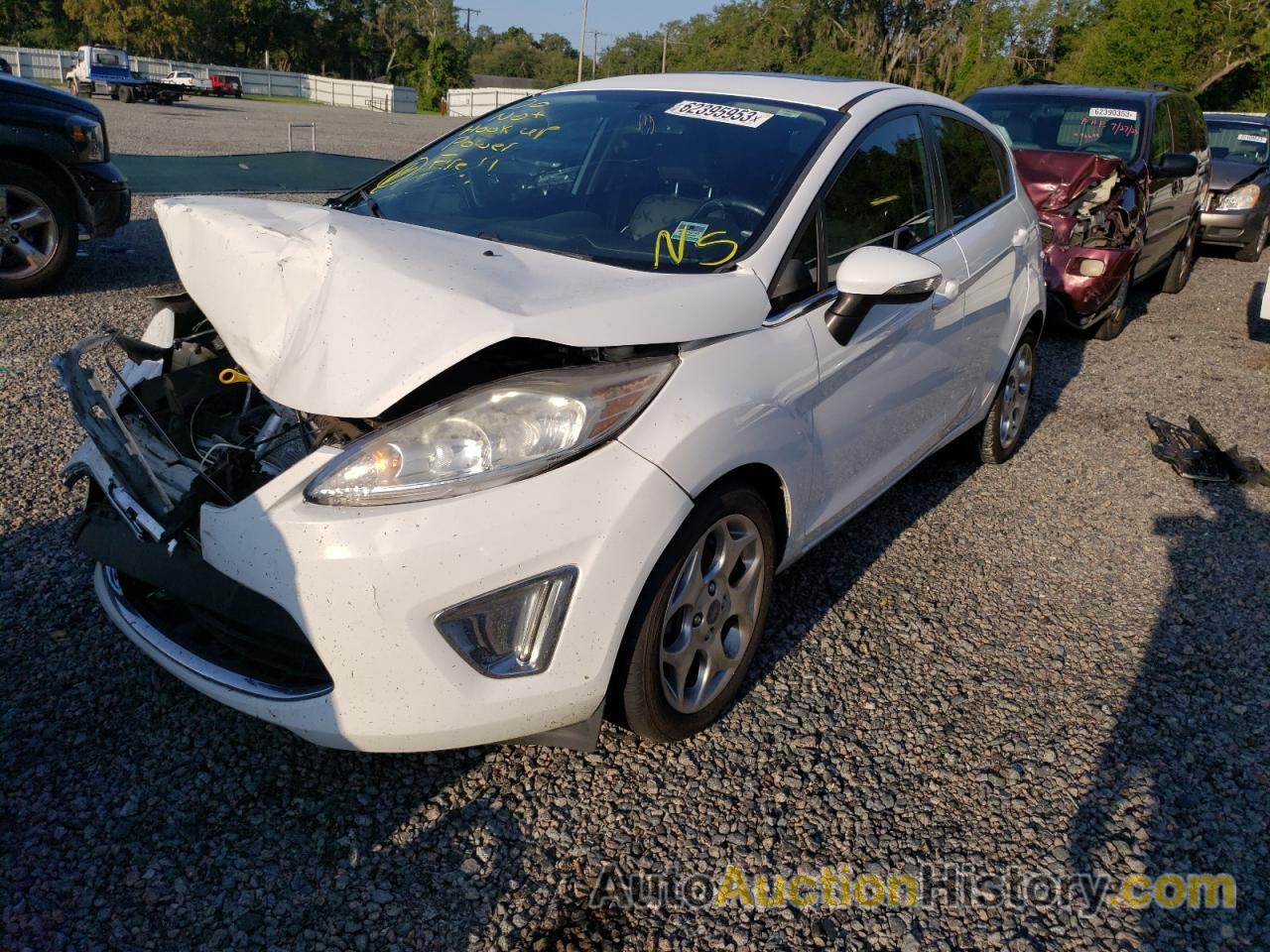 2013 FORD FIESTA TITANIUM, 3FADP4FJ6DM218621