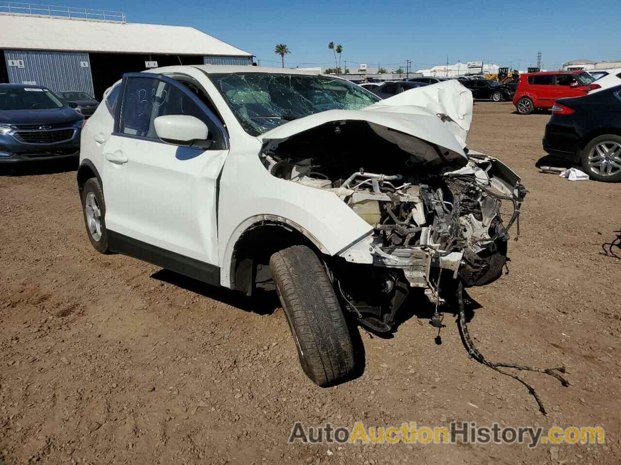 2019 NISSAN ROGUE S, JN1BJ1CPXKW234105