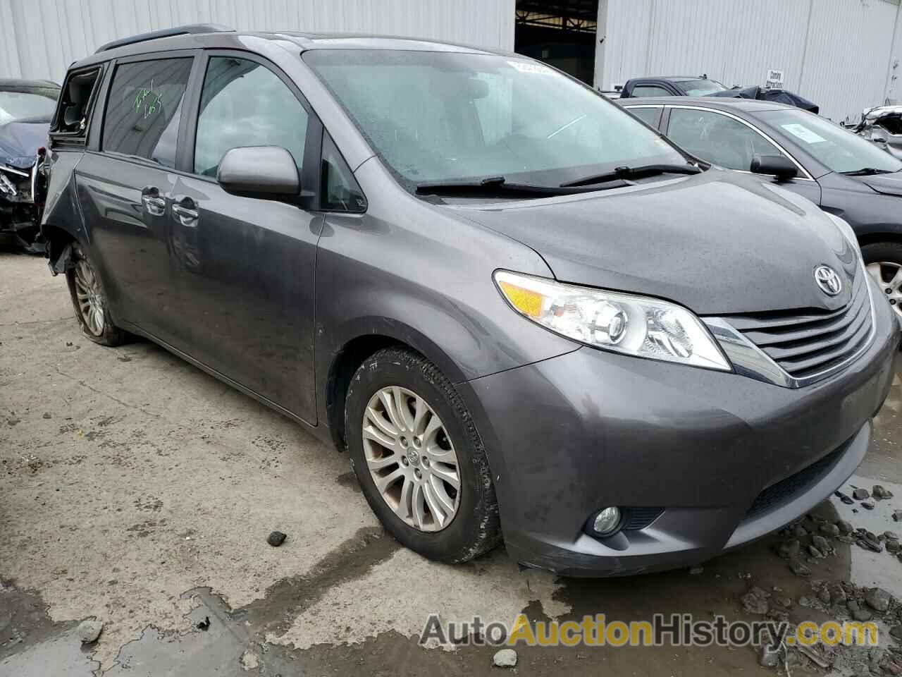 2017 TOYOTA SIENNA XLE, 5TDYZ3DC7HS835259