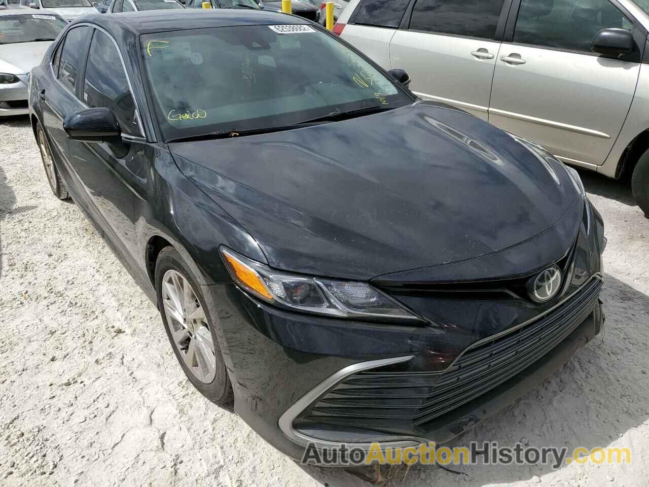 2021 TOYOTA CAMRY LE, 4T1C11AK4MU468274