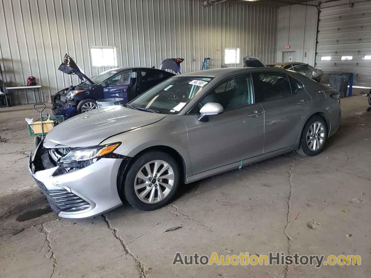 2021 TOYOTA CAMRY LE, 4T1C11AKXMU439040