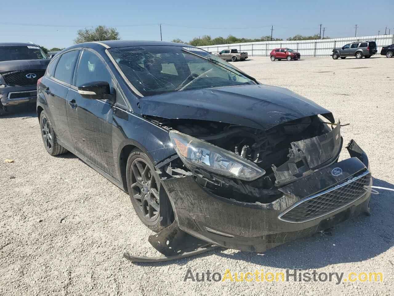 2016 FORD FOCUS SE, 1FADP3K25GL241211