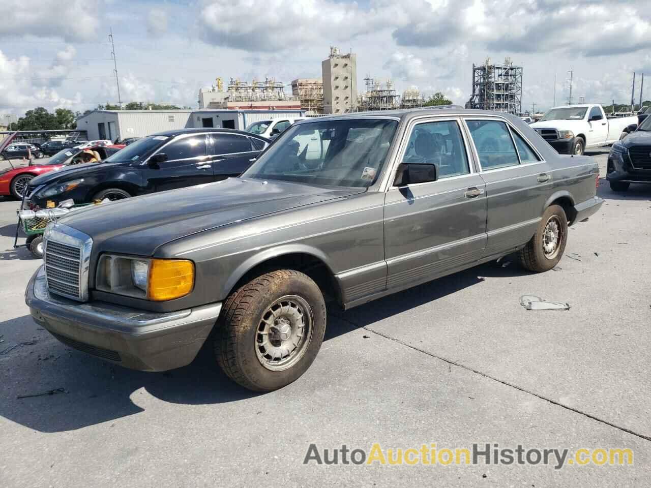 1984 MERCEDES-BENZ 380-CLASS SE, WDBCA32A4EA065418