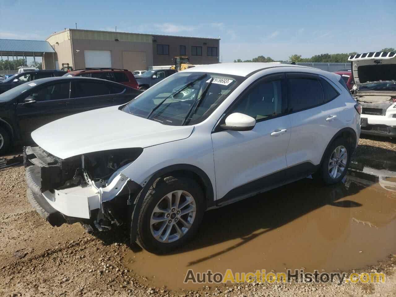 2020 FORD ESCAPE SE, 1FMCU0G60LUA12394