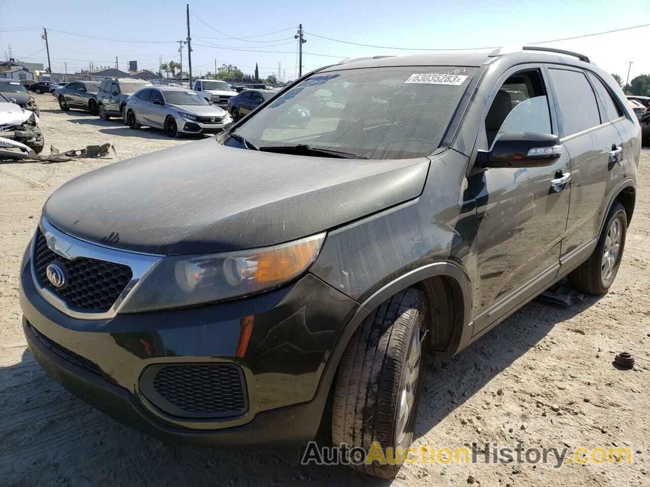 2011 KIA SORENTO BASE, 5XYKT4A29BG112087