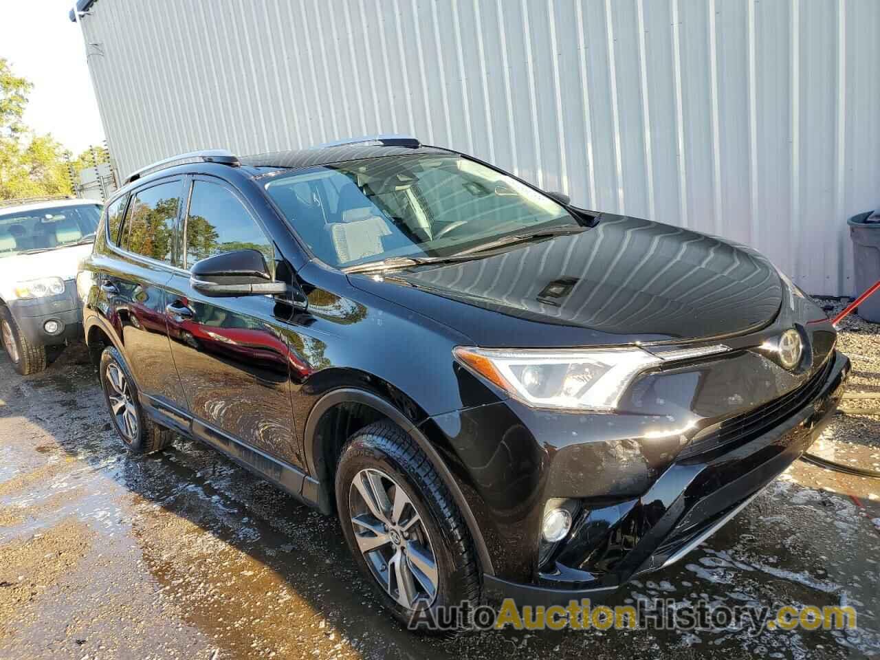 2017 TOYOTA RAV4 XLE, 2T3WFREV1HW332750