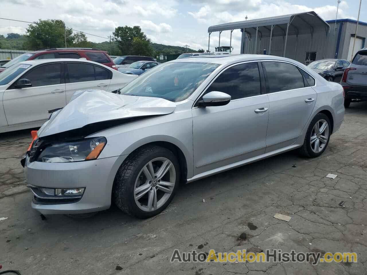 2012 VOLKSWAGEN PASSAT SEL, 1VWCM7A3XCC056613