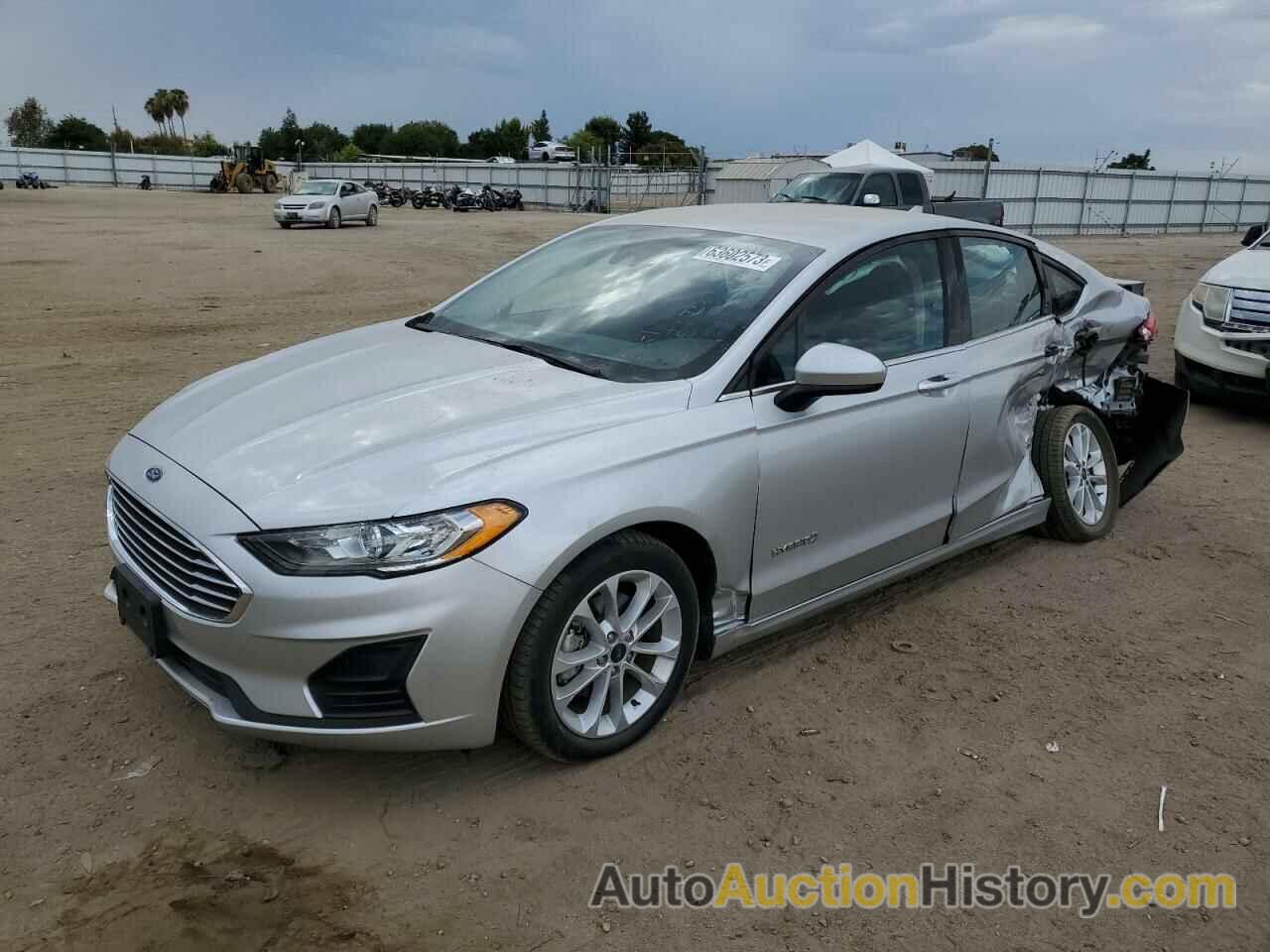 FORD FUSION SE, 3FA6P0LU3KR201498