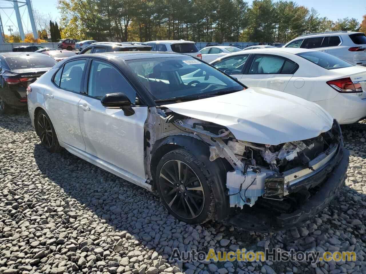 2019 TOYOTA CAMRY XSE, 4T1B61HK4KU261576