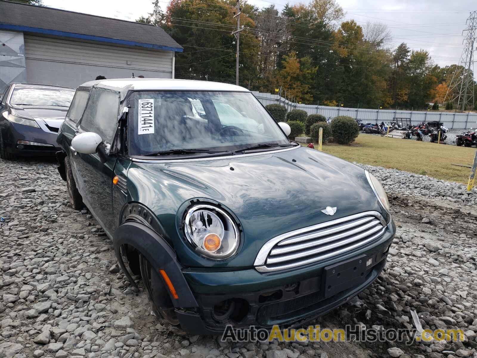 2007 MINI COOPER, WMWMF335X7TU63262