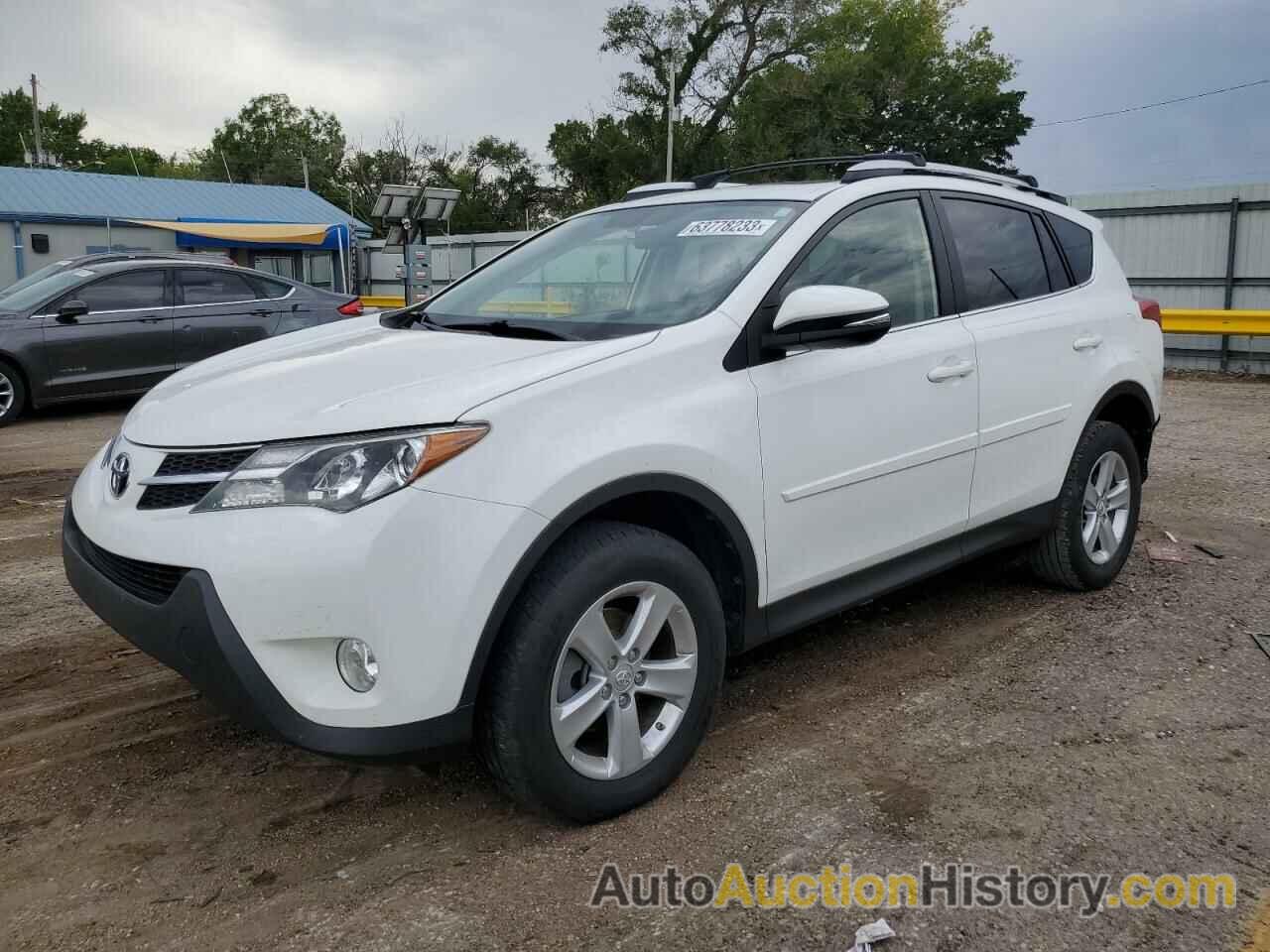 2014 TOYOTA RAV4 XLE, JTMWFREVXED036764