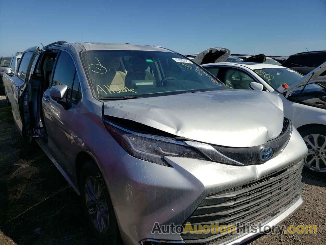 2021 TOYOTA SIENNA XLE, 5TDYRKEC4MS070675