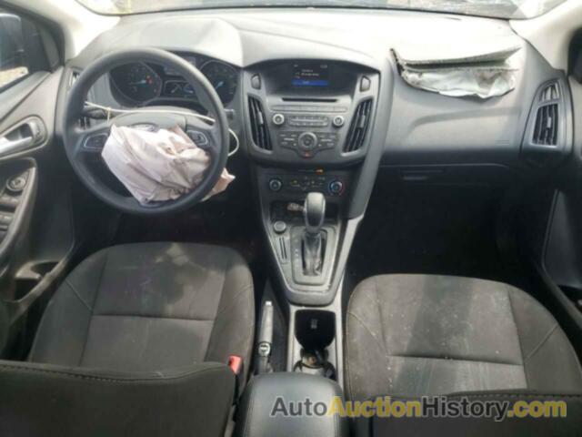 FORD FOCUS SE, 1FADP3F28HL245460