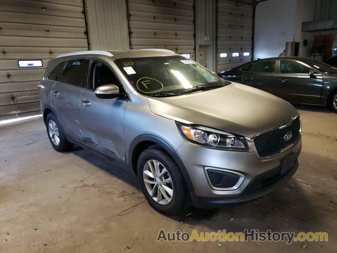 2016 KIA SORENTO LX, 5XYPGDA58GG174592