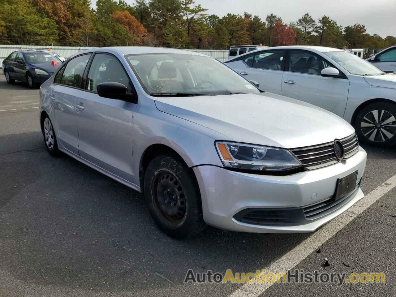 2014 VOLKSWAGEN JETTA BASE, 3VW2K7AJXEM319149