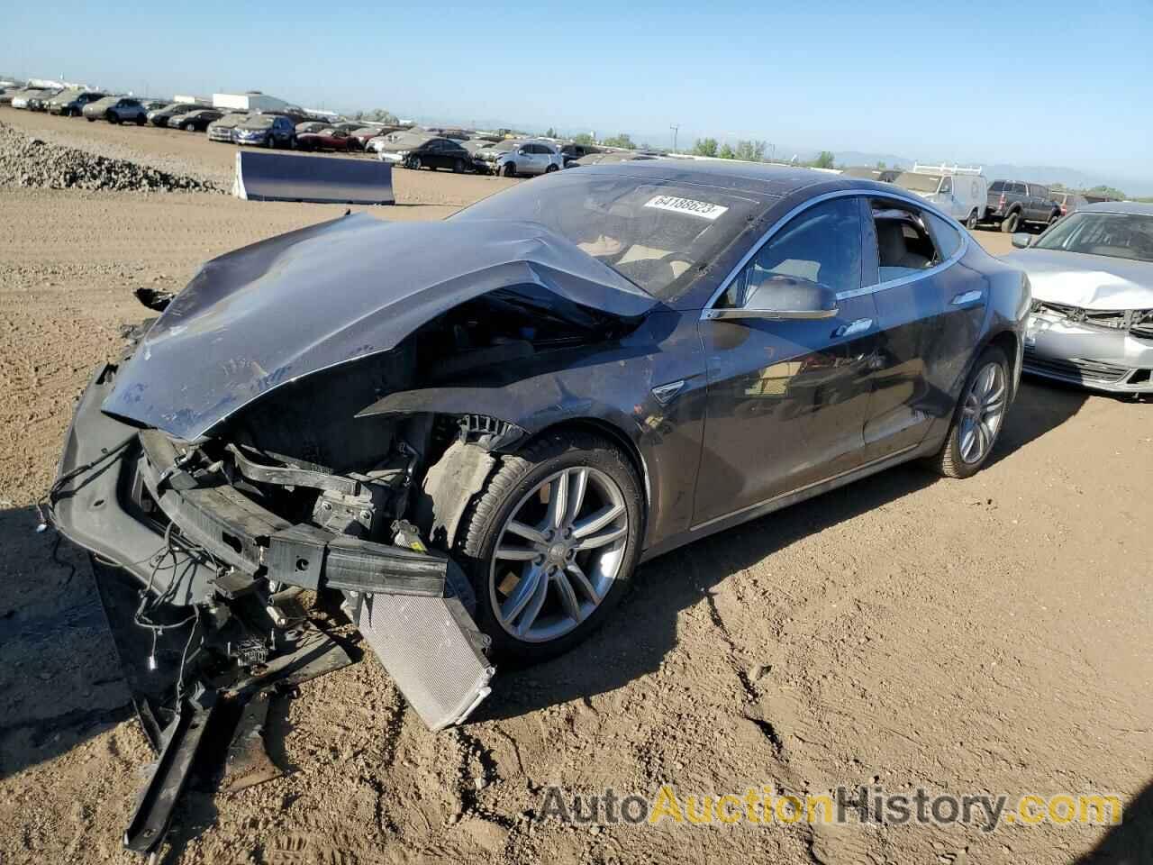 2015 TESLA MODEL S, 5YJSA1E21FF115741