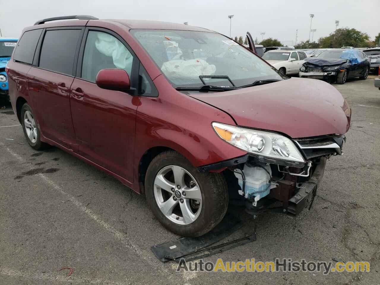 2018 TOYOTA SIENNA LE, 5TDKZ3DC3JS962294