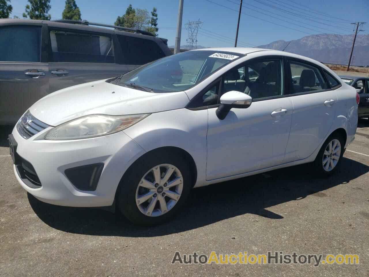 2013 FORD FIESTA SE, 3FADP4BJ7DM226443