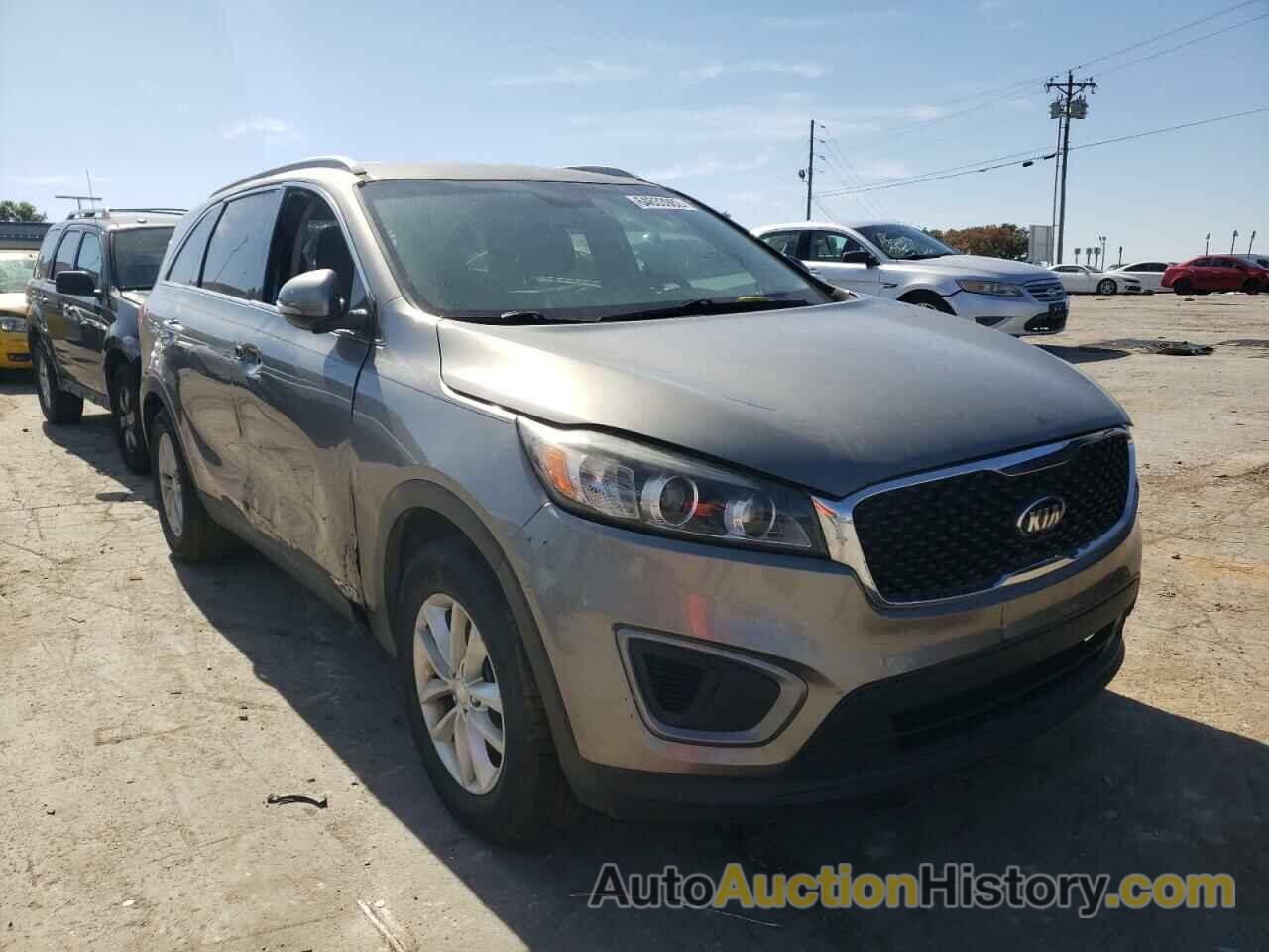 2016 KIA SORENTO LX, 5XYPGDA57GG011836