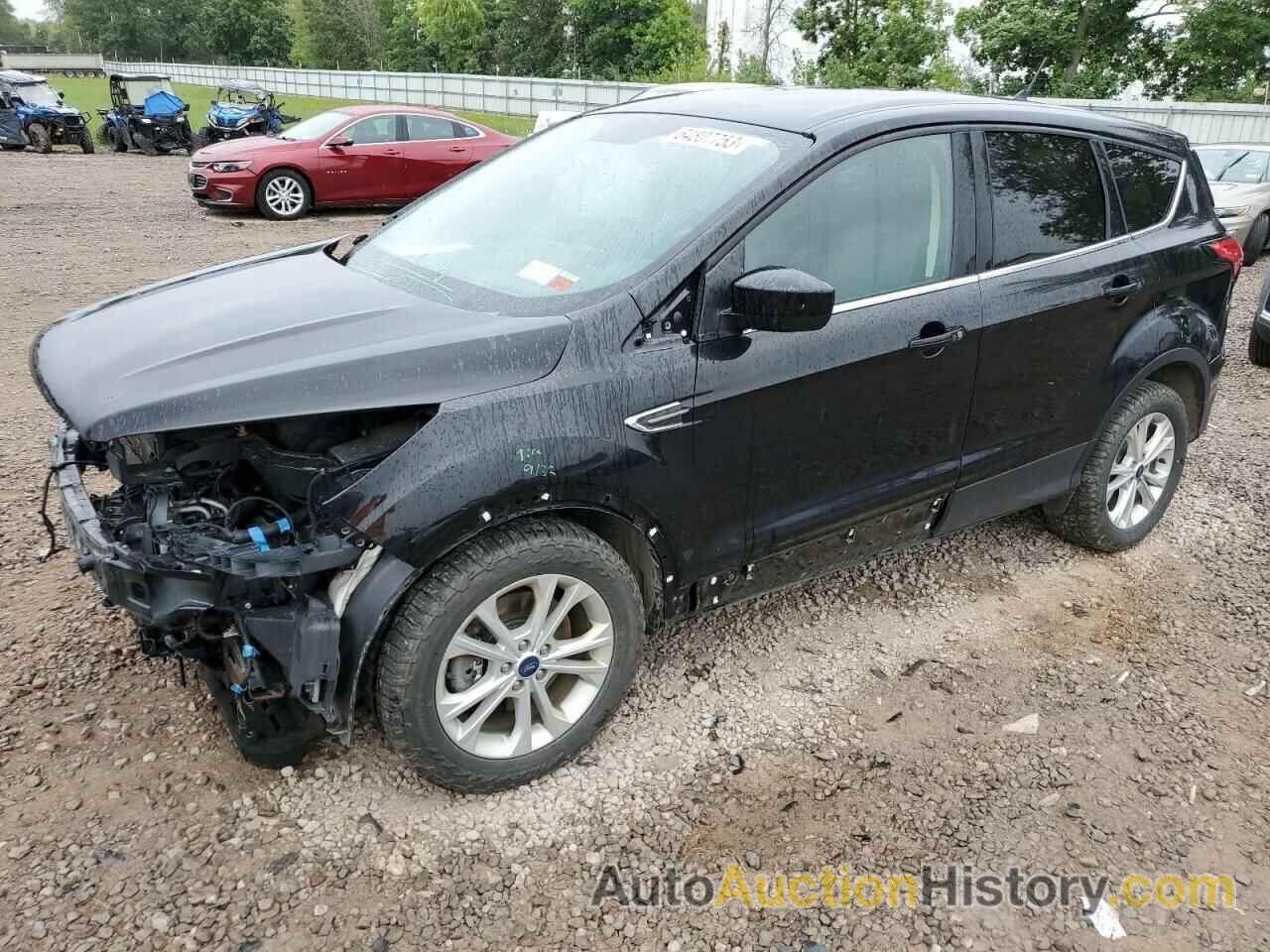 2019 FORD ESCAPE SE, 1FMCU9GD2KUB80314