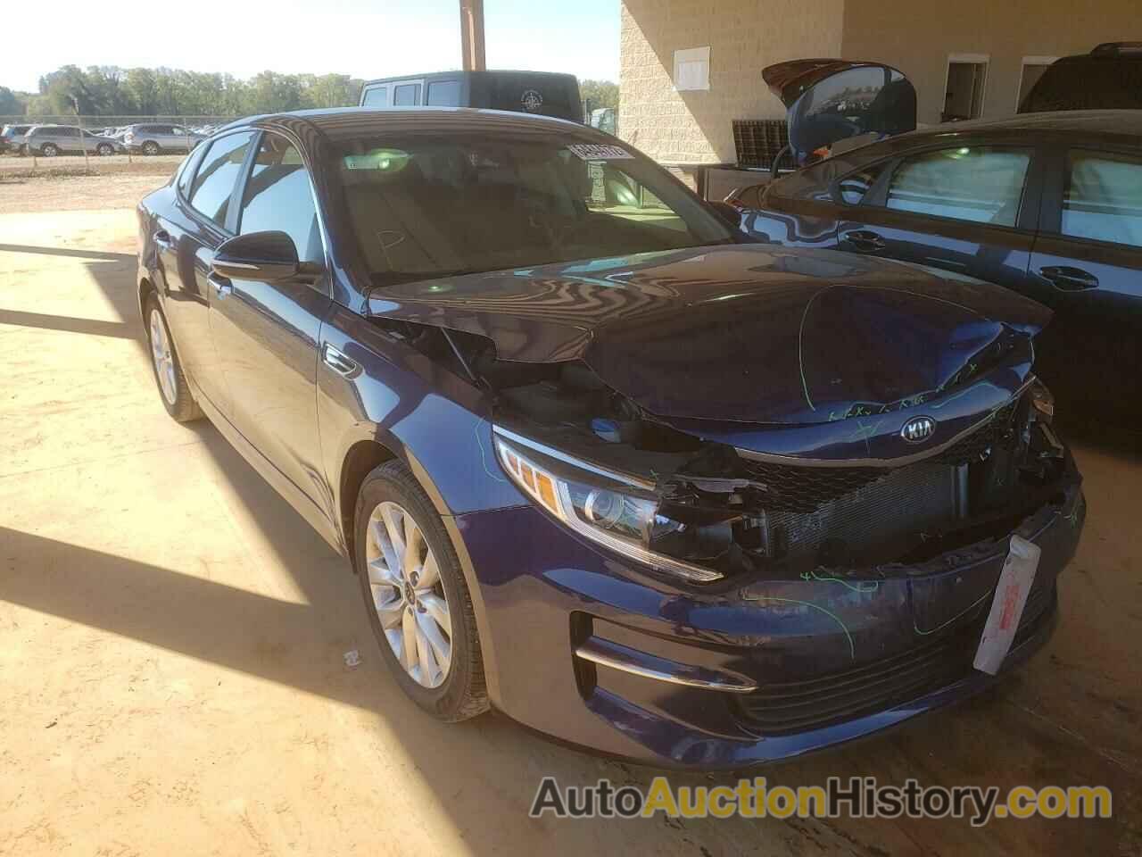 2017 KIA OPTIMA LX, 5XXGT4L35HG125573