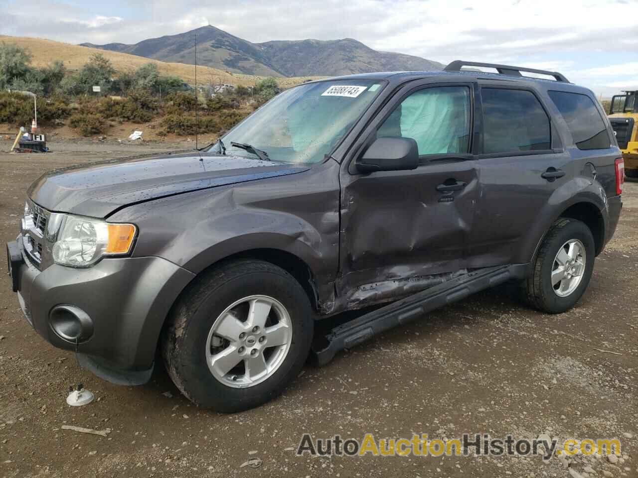 2011 FORD ESCAPE XLT, 1FMCU9D79BKC38705