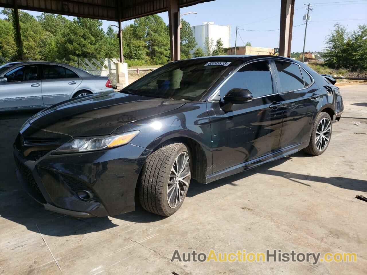 2020 TOYOTA CAMRY SE, 4T1G11AK3LU909084