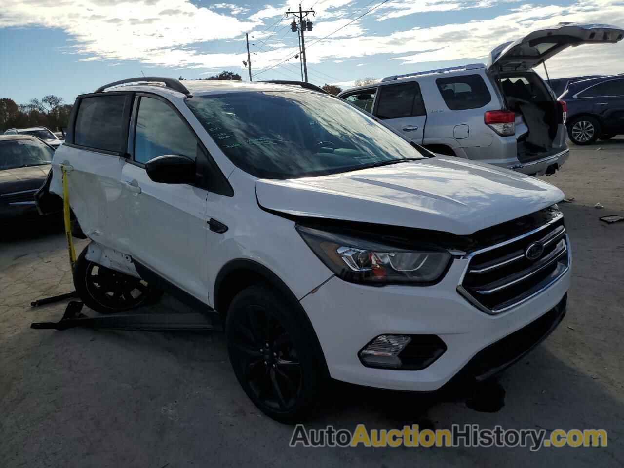 2017 FORD ESCAPE SE, 1FMCU0GD1HUD24598