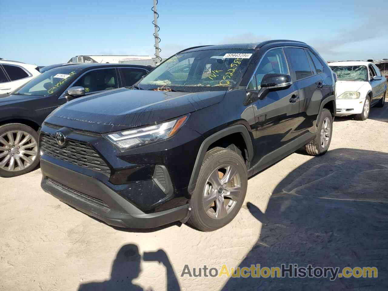 2022 TOYOTA RAV4 XLE, 2T3W1RFV9NW202482