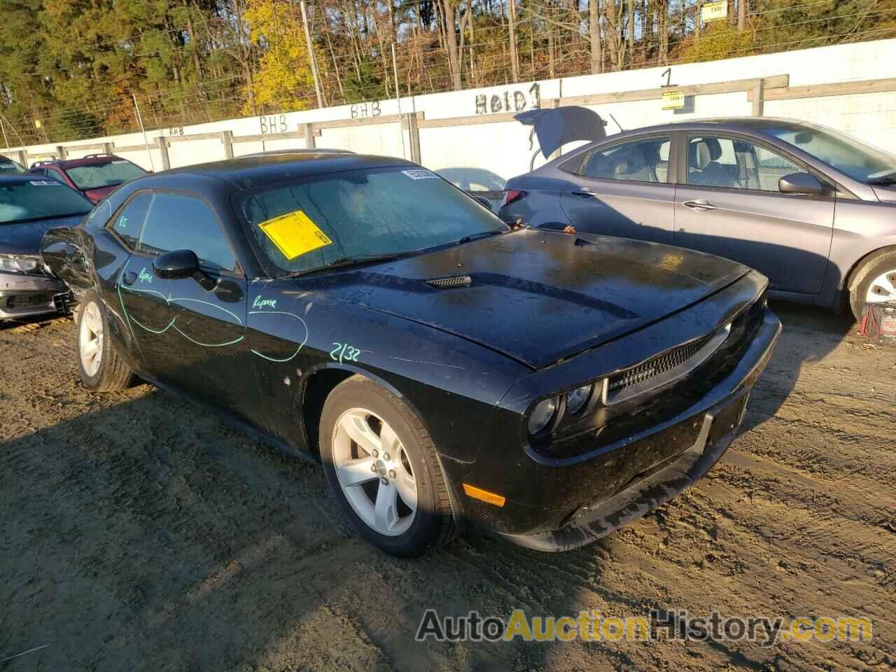 2013 DODGE CHALLENGER SXT, 2C3CDYAGXDH704742