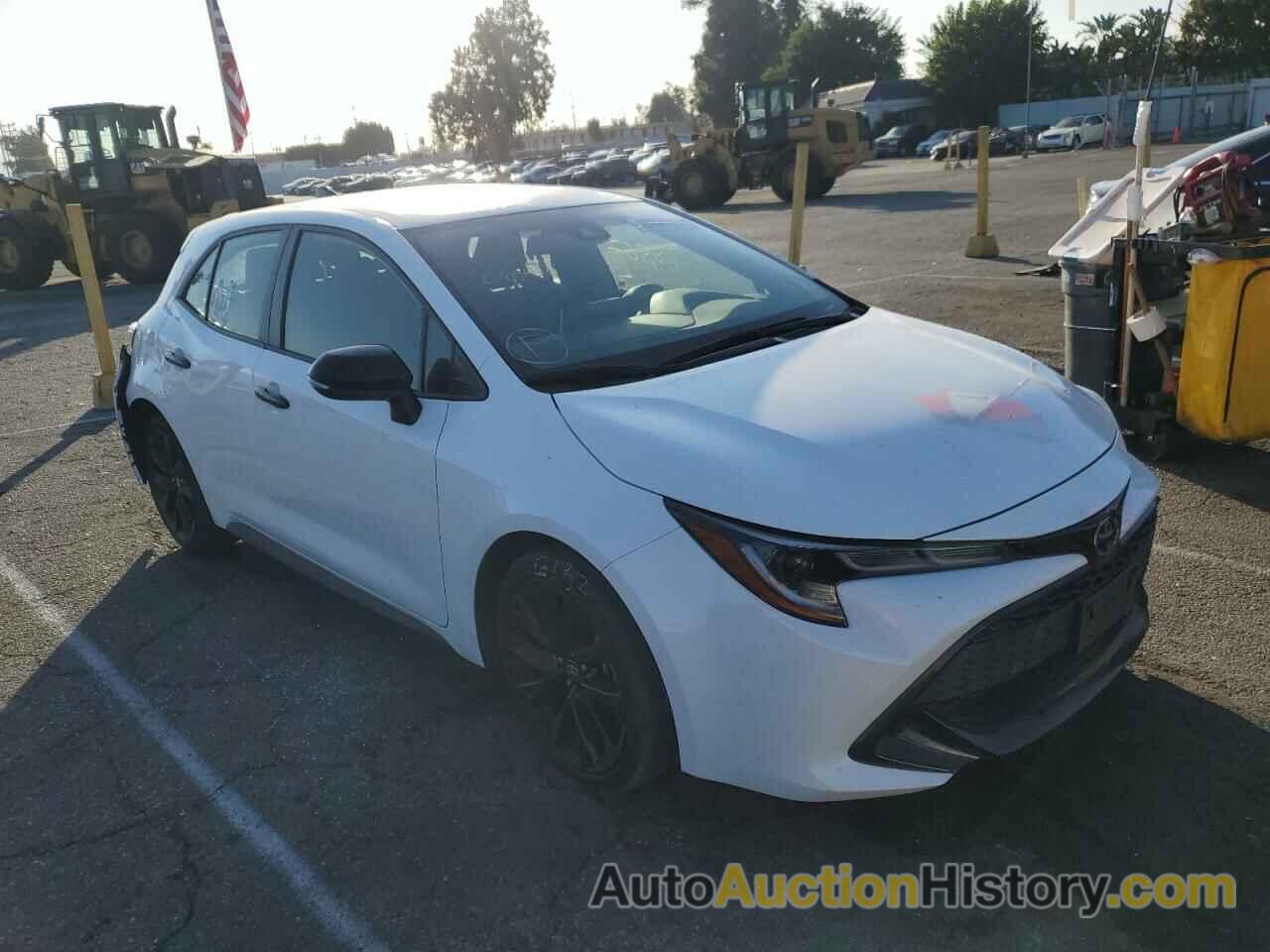 2020 TOYOTA COROLLA SE, JTND4RBE1L3097145