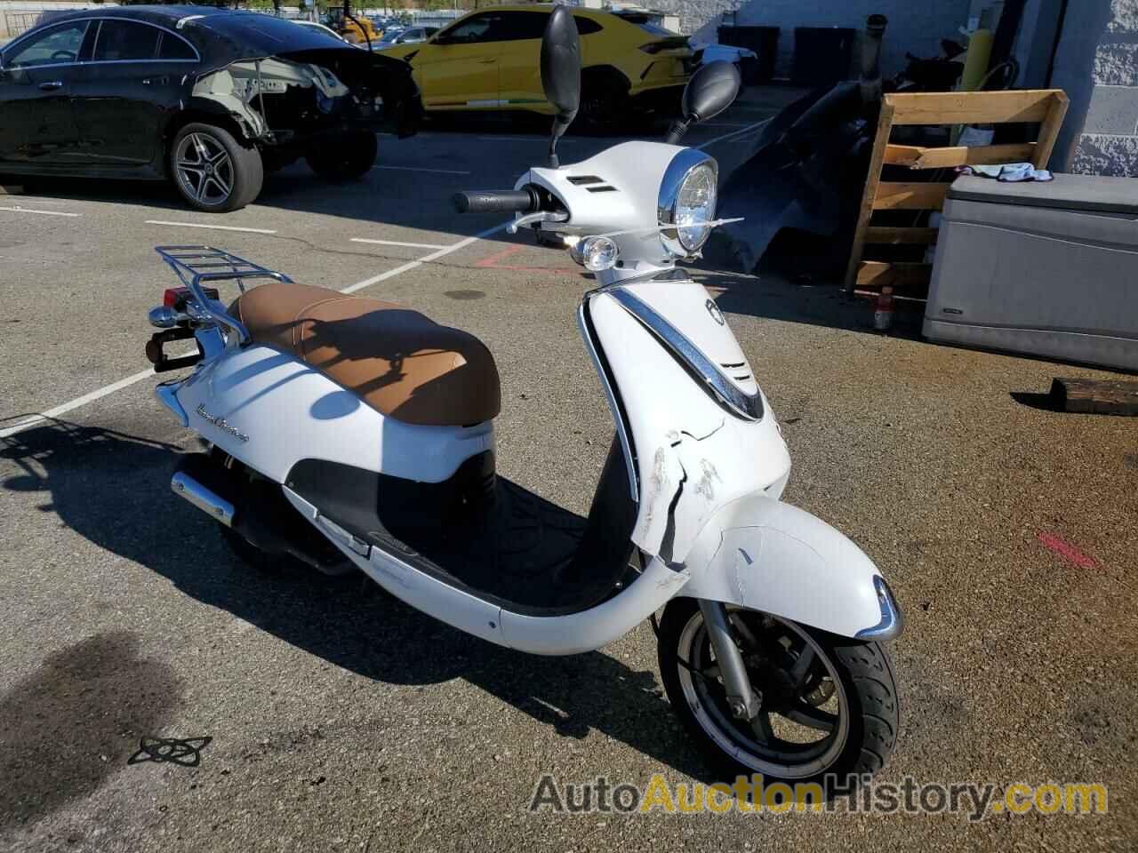 2013 SYM SCOOTER 125, RFGBS1HE9DXAW1952