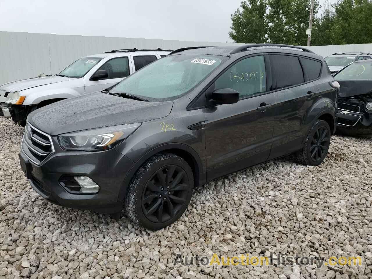 2017 FORD ESCAPE SE, 1FMCU9GD4HUA46896