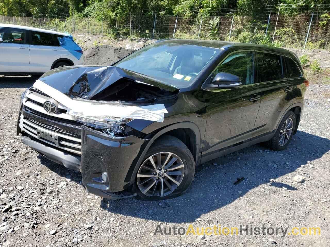 2019 TOYOTA HIGHLANDER SE, 5TDJZRFH7KS570606