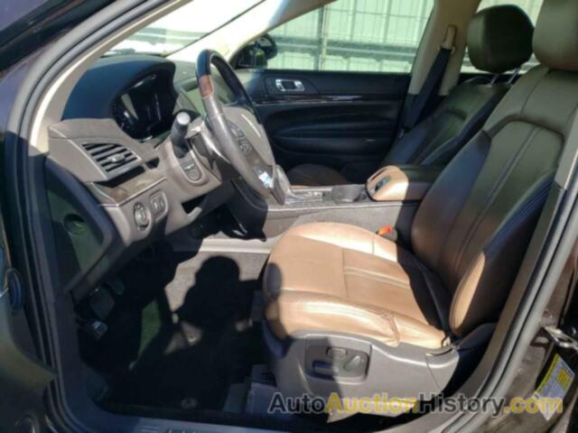 LINCOLN MKT, 2LMHJ5AT8DBL58084