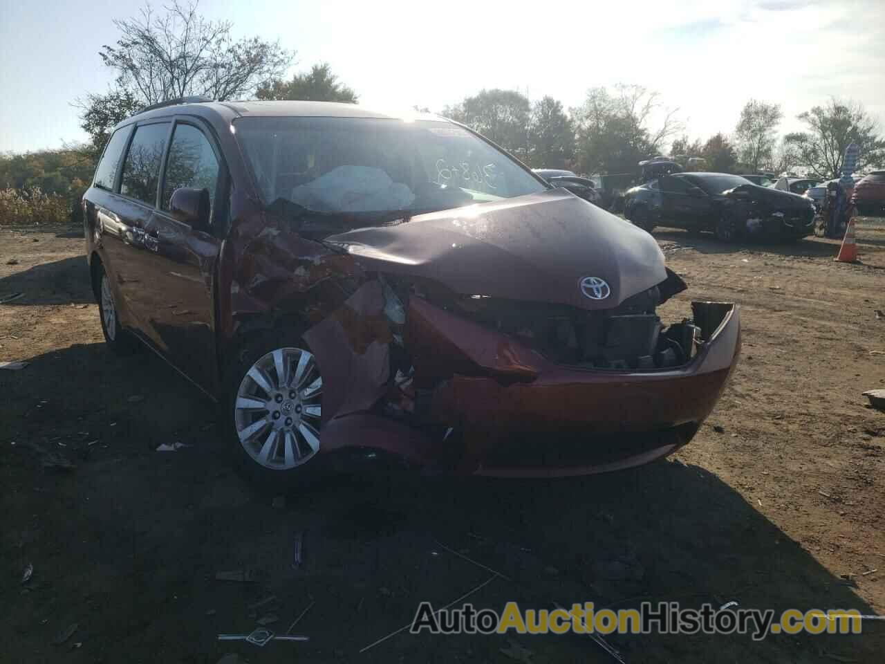 2015 TOYOTA SIENNA XLE, 5TDDK3DC9FS113257