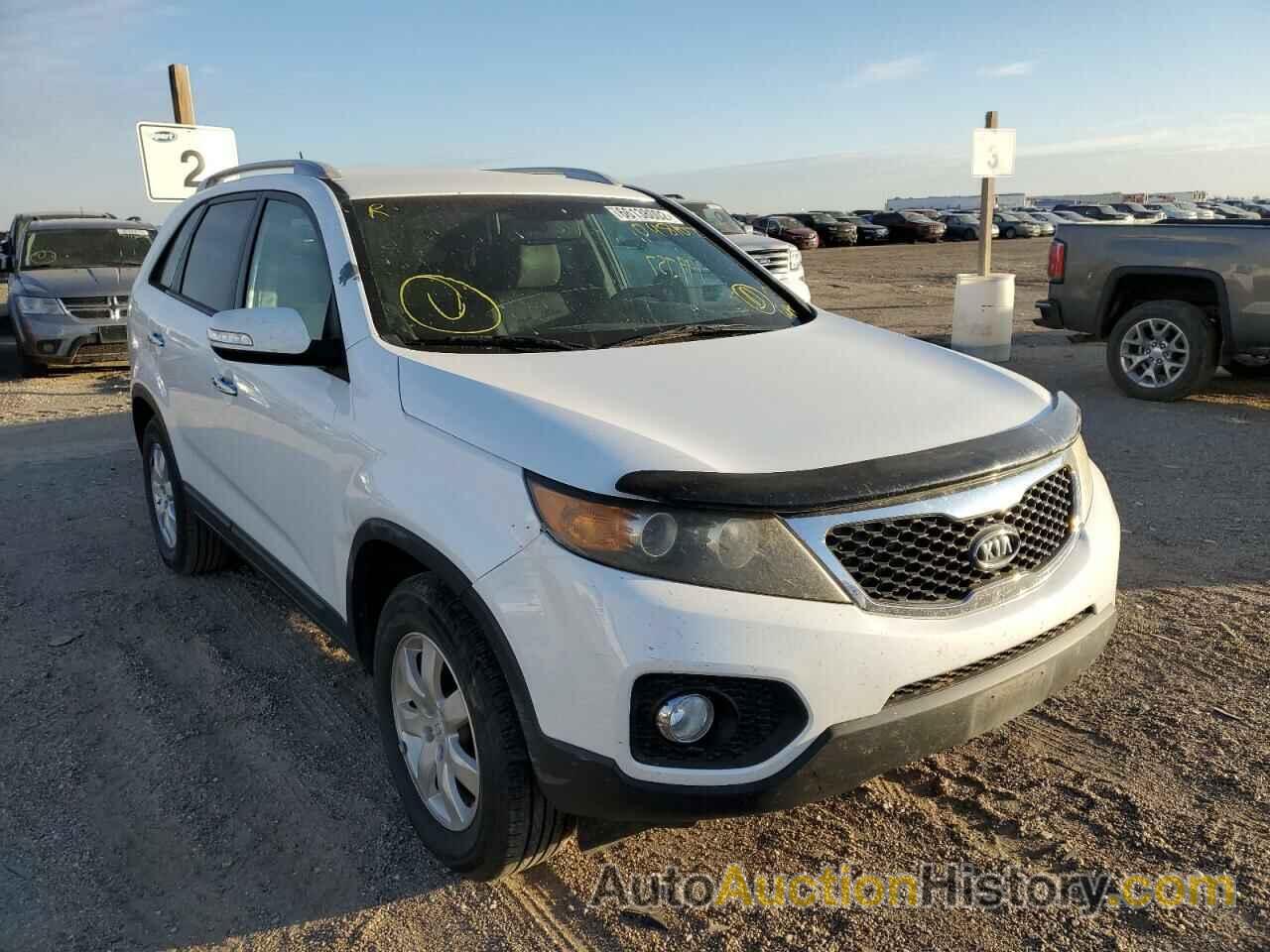 2011 KIA SORENTO BASE, 5XYKT4A16BG098107