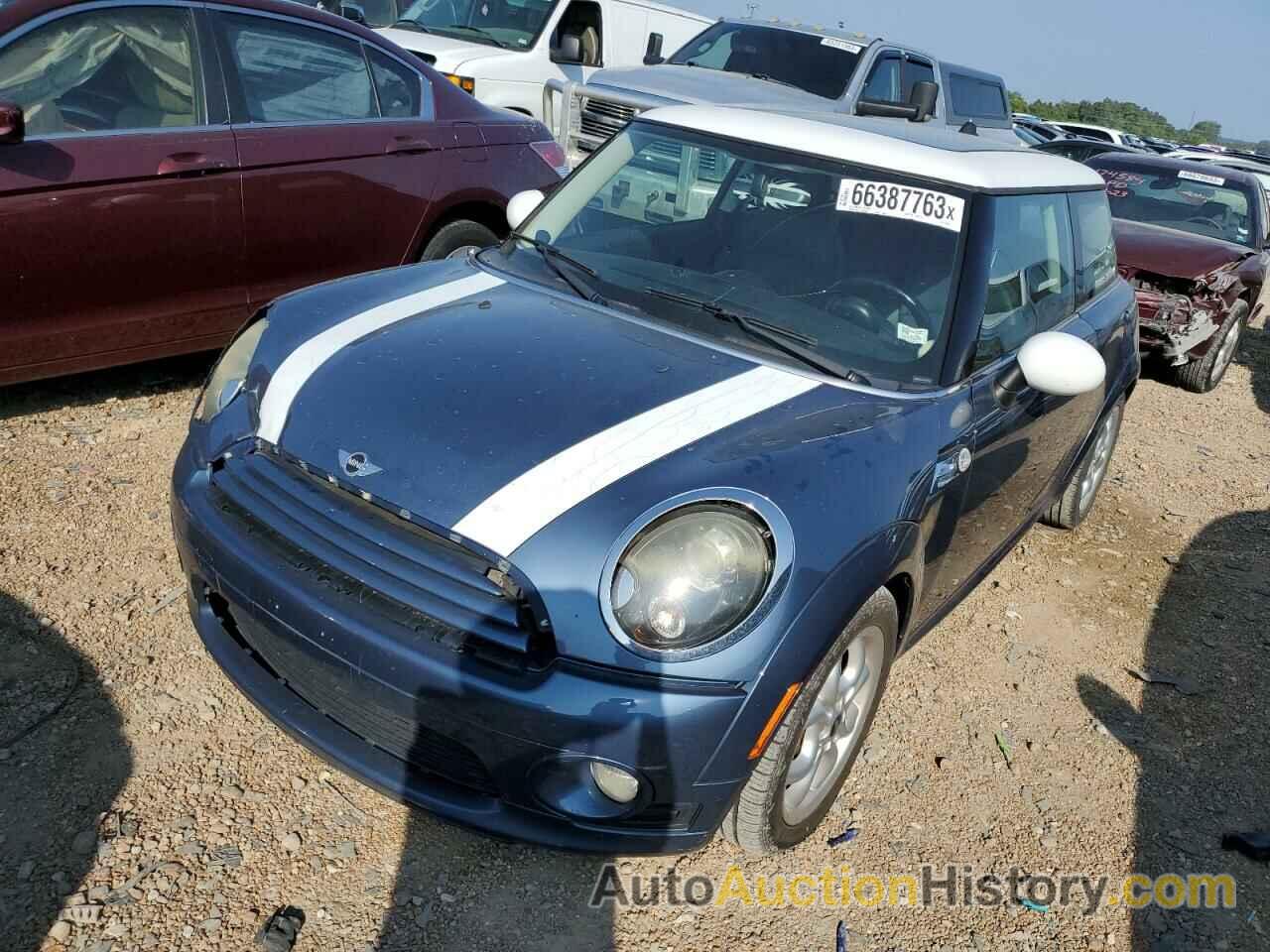 2011 MINI COOPER, WMWSU3C56BT091621