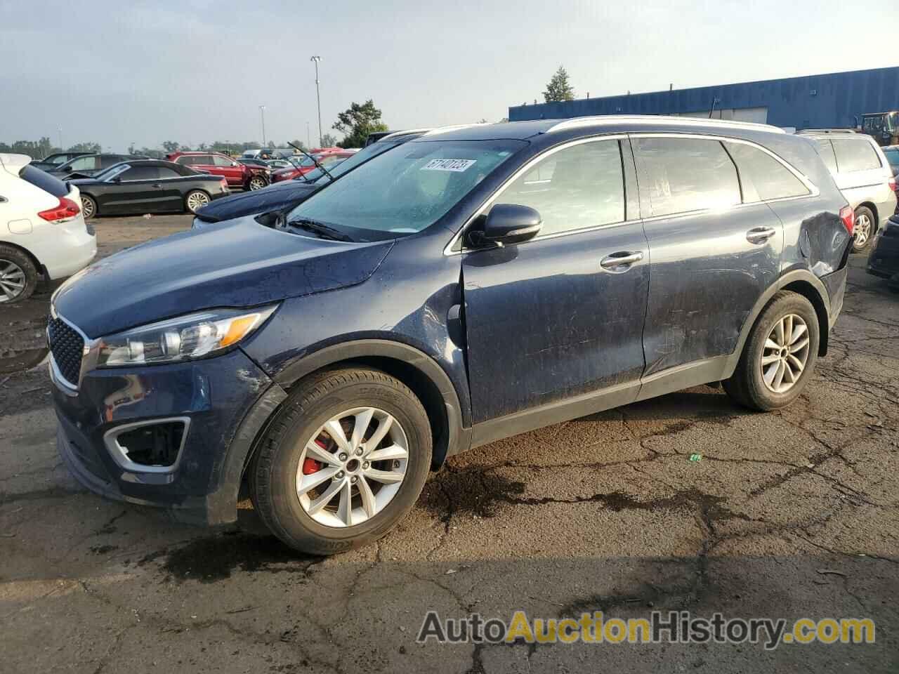 2017 KIA SORENTO LX, 5XYPG4A32HG235581