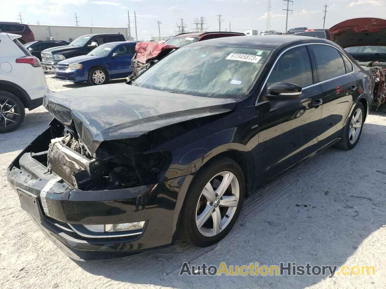 2015 VOLKSWAGEN PASSAT S, 1VWAS7A36FC110734