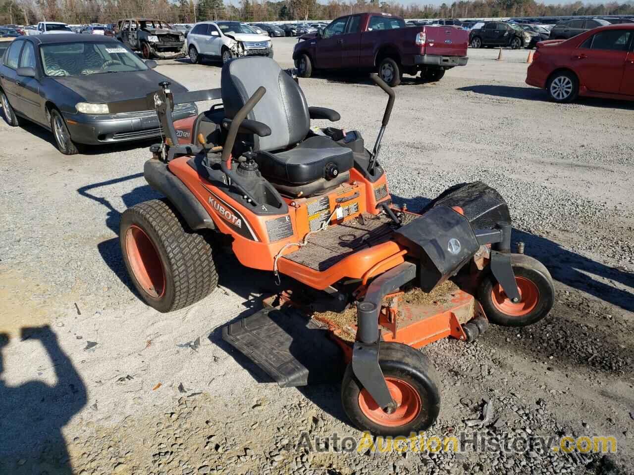 2017 YARD LAWNMOWER, 23306