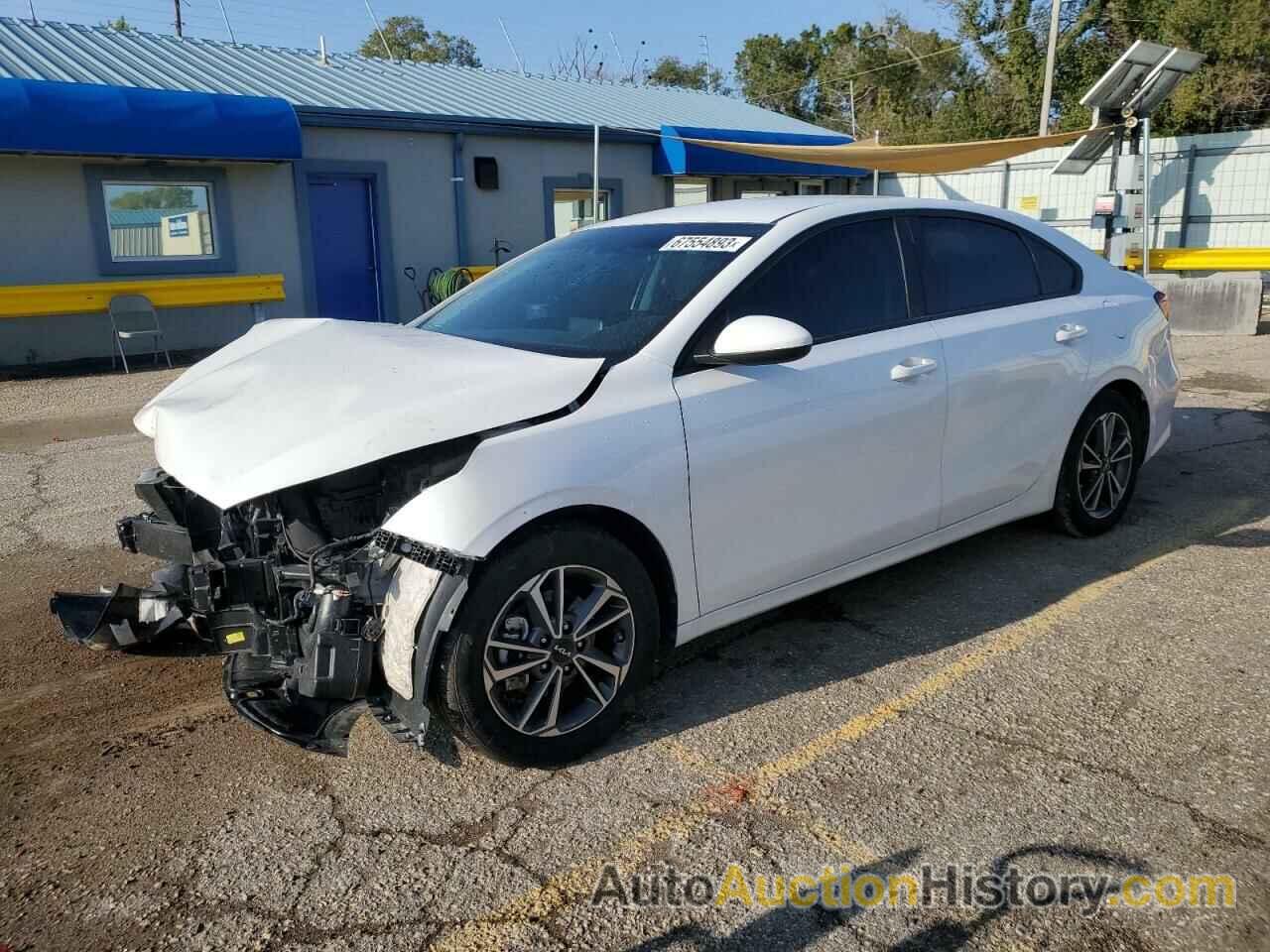 KIA FORTE LX, 3KPF24AD4PE578780