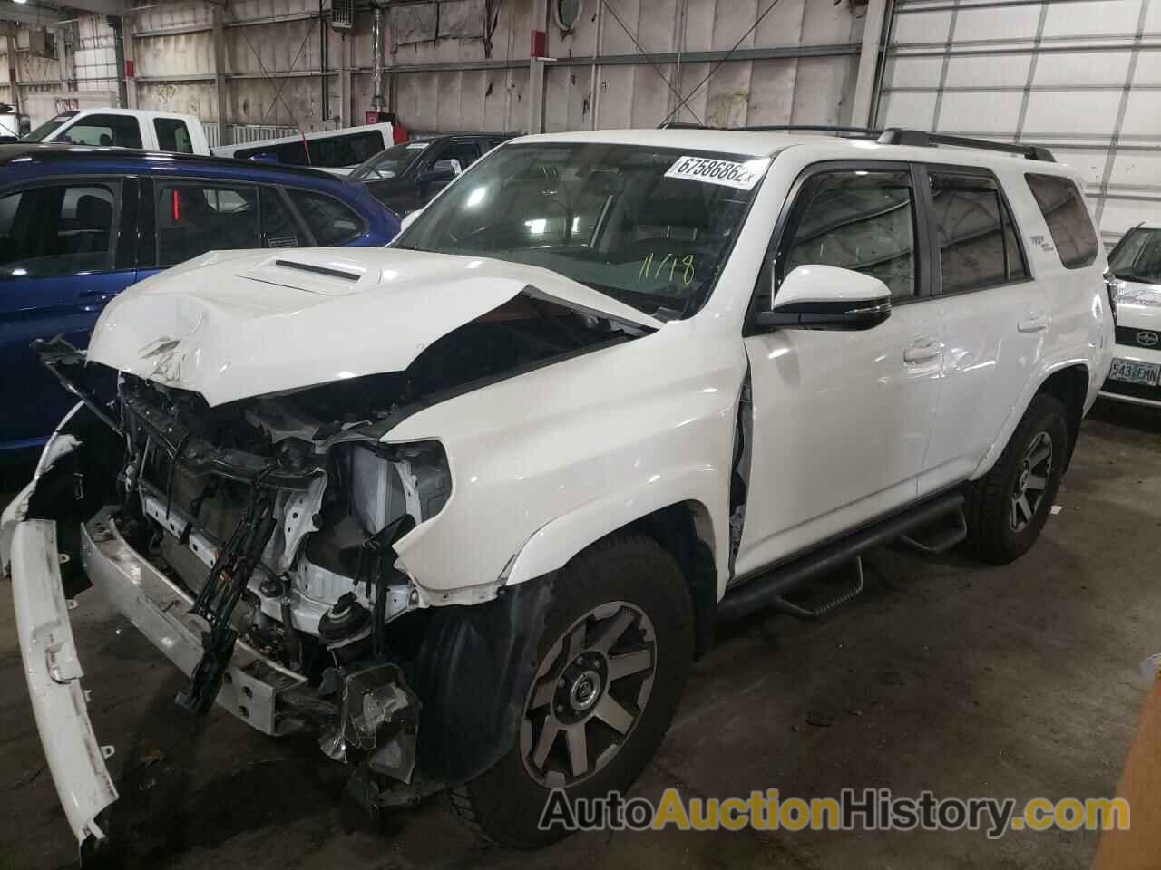 2019 TOYOTA 4RUNNER SR5, JTEBU5JR7K5686854