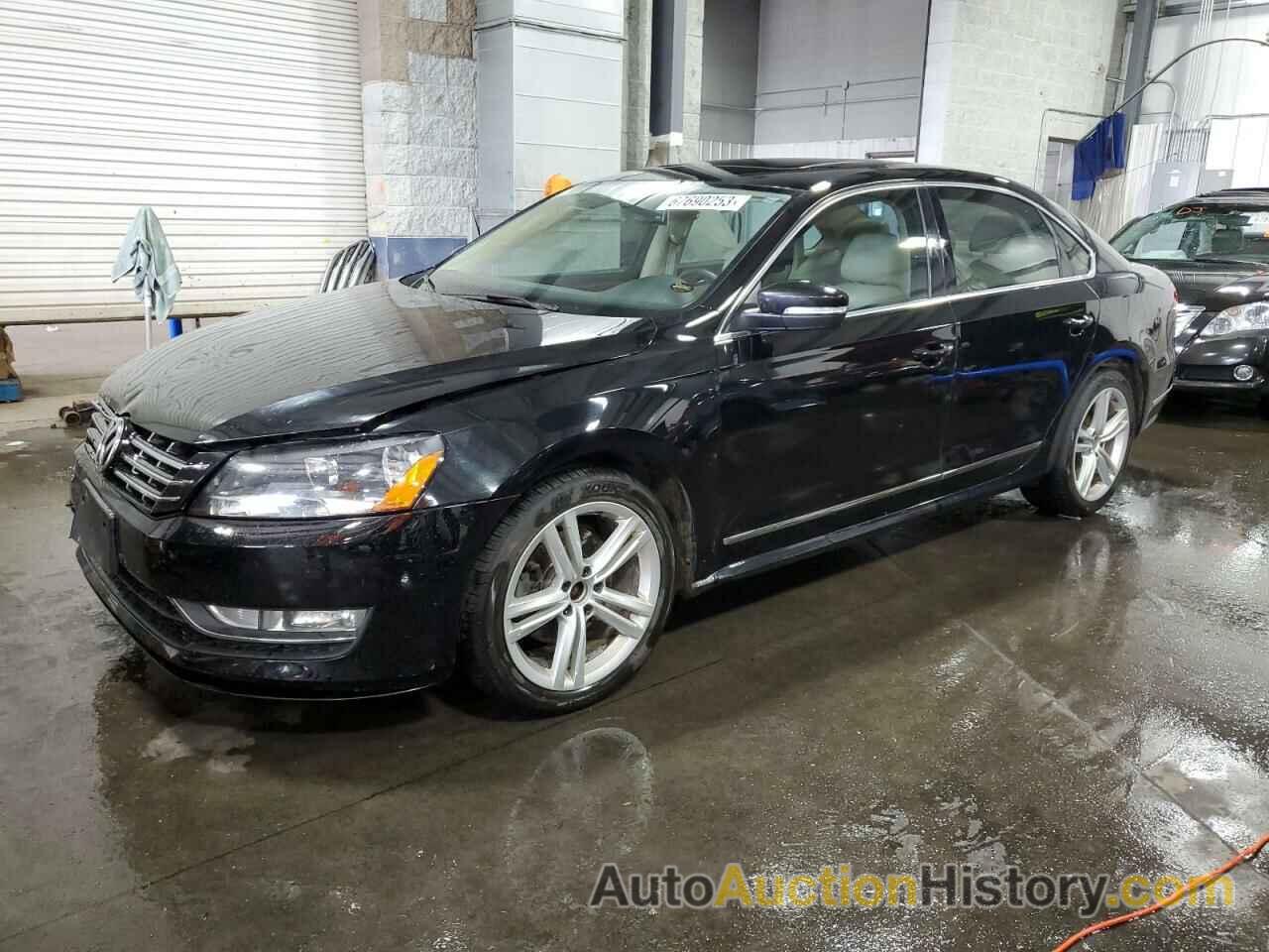 2013 VOLKSWAGEN PASSAT SEL, 1VWCN7A31DC000073