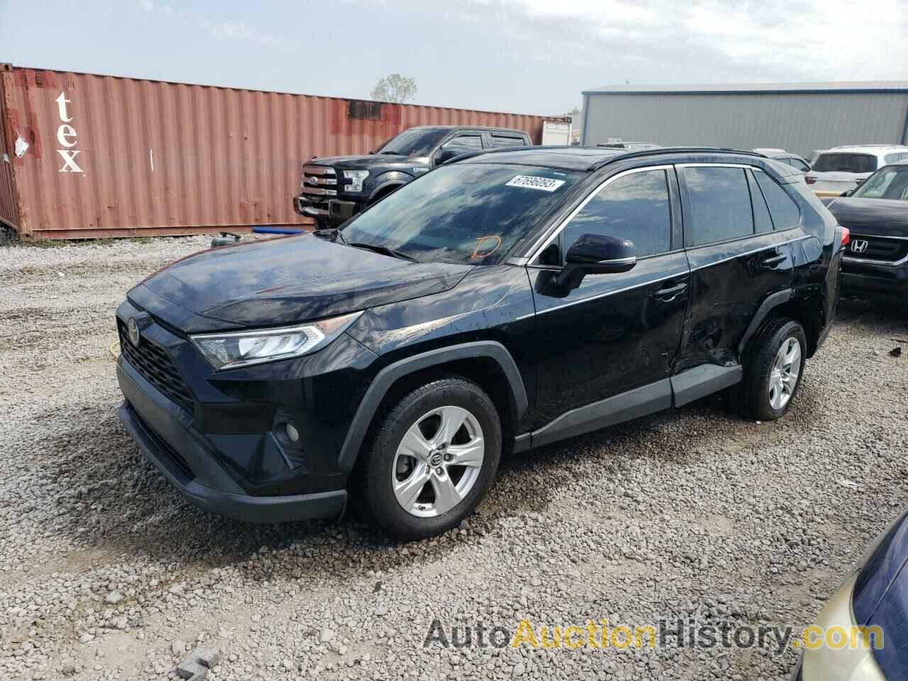 2019 TOYOTA RAV4 XLE, JTMW1RFV3KD011925