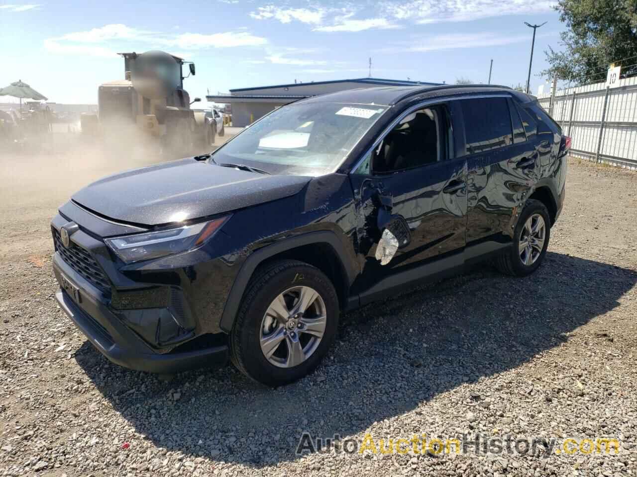 2023 TOYOTA RAV4 XLE, 2T3W1RFV7PC227580